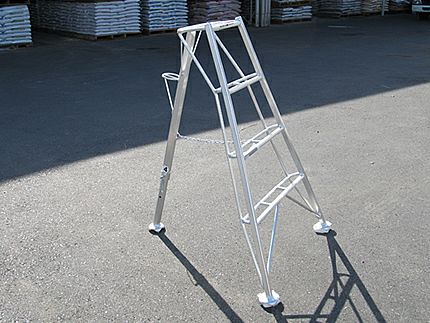 造園用脚立 長谷川工業 (ハセガワ) GSC-210A アルミ園芸三脚立 210cm（7尺）園芸