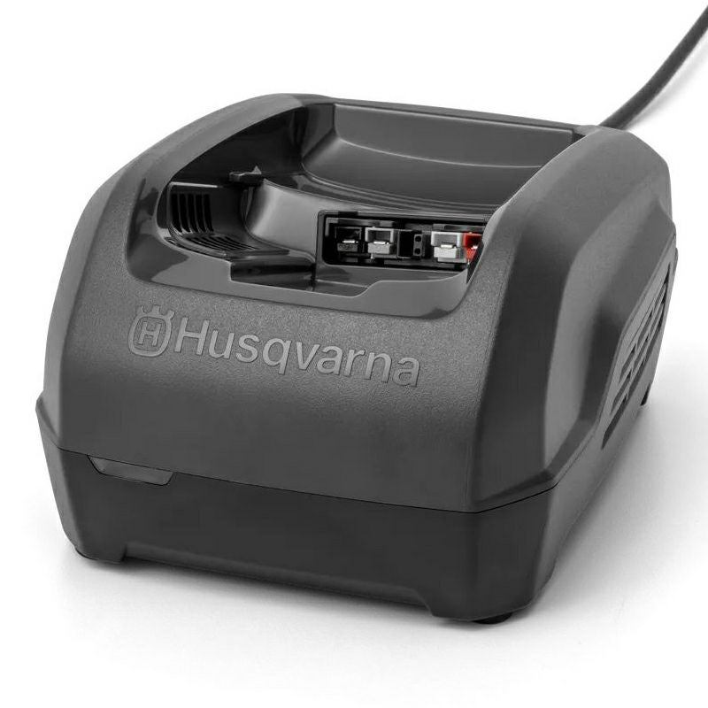 【新品・未使用】ハスクバーナ 充電式チェンソー T535iXP（バッテリー・充電器付属） ハスクバーナ T535i XP® チェンソー | Husqvarna JP