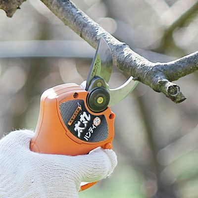 ニシガキ 太丸ハンディ25 剪定バサミ 電動 おすすめ 軽量・スピード